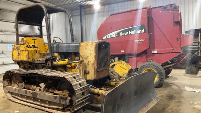 Image of John Deere 450 equipment image 3