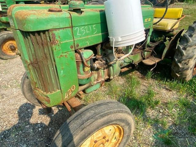 Image of John Deere 420 equipment image 2