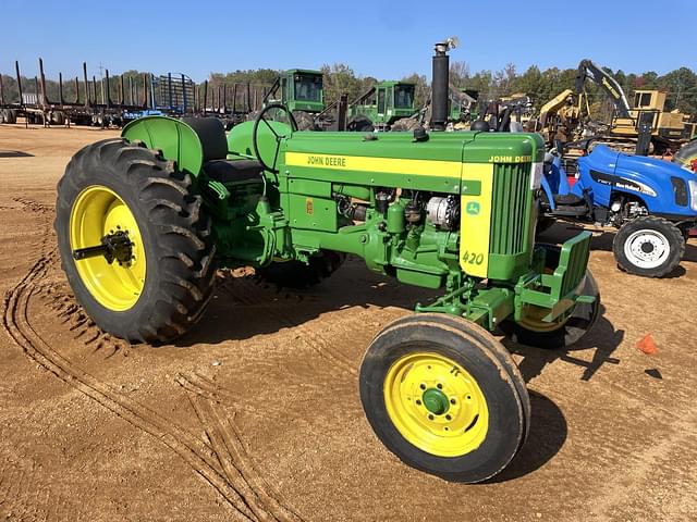 Image of John Deere 420 equipment image 3