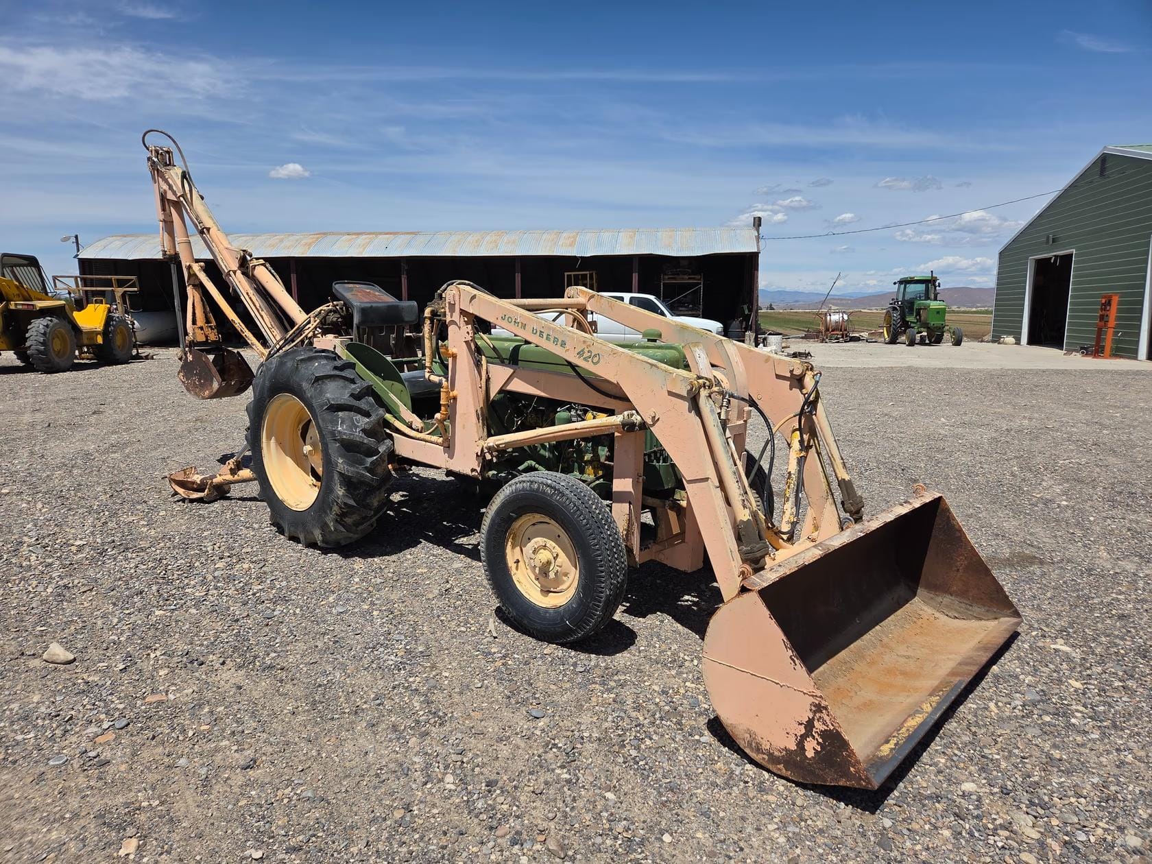 John Deere 420 Equipment Image0