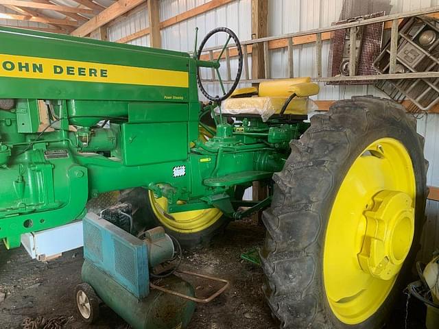 Image of John Deere 420 equipment image 4