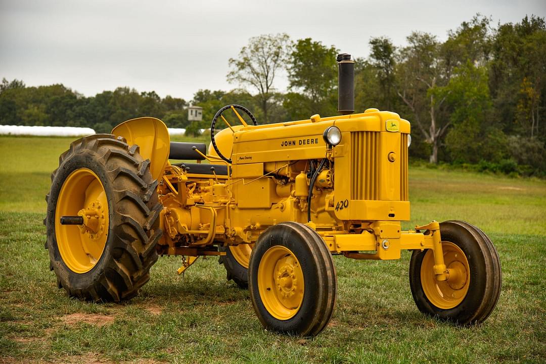 Image of John Deere 420 Primary image