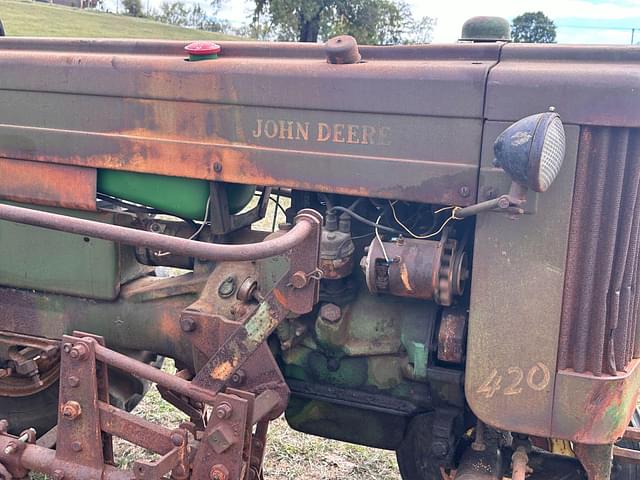 Image of John Deere 420 equipment image 4