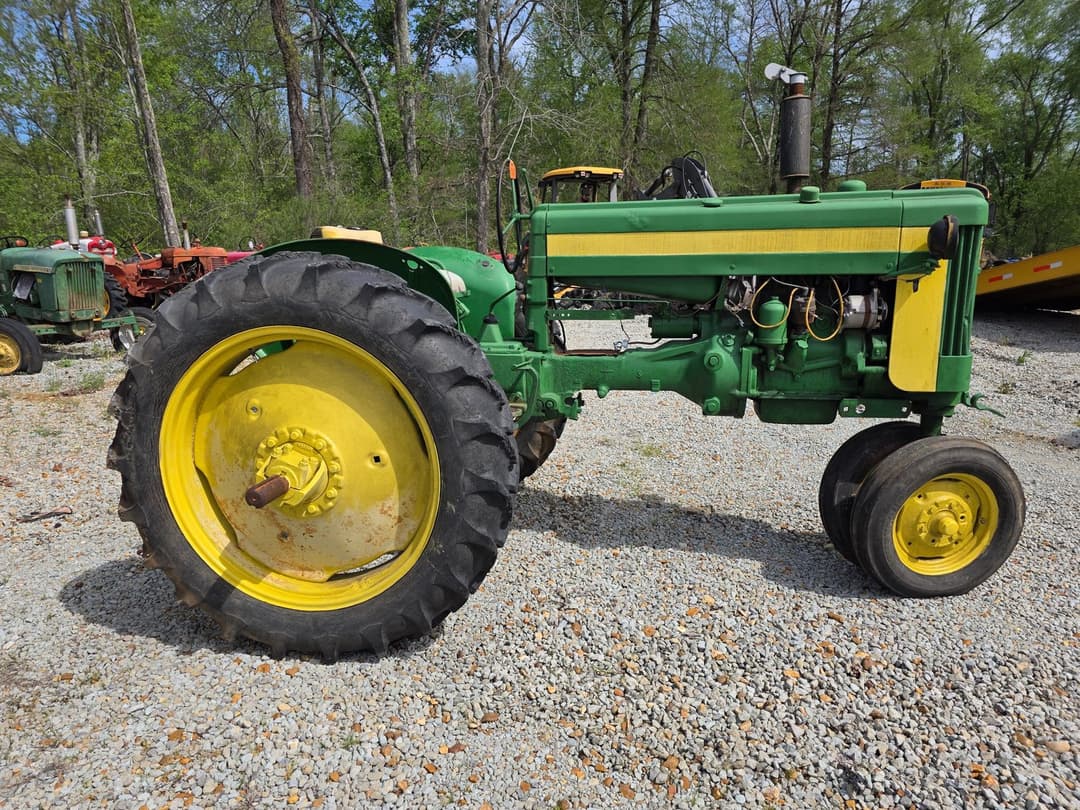 Image of John Deere 420 Primary image