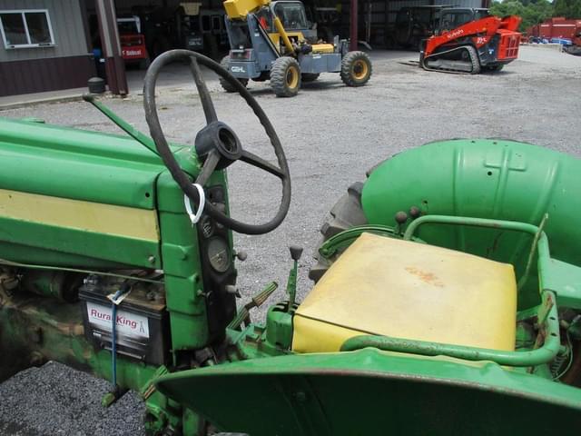 Image of John Deere 420 equipment image 4