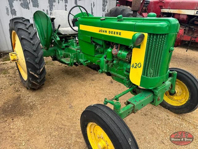Image of John Deere 420 equipment image 2