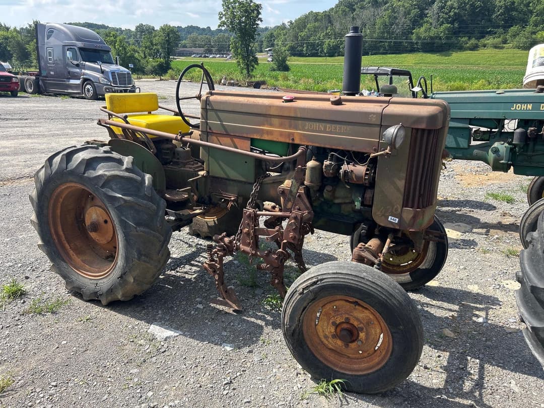 Image of John Deere 420 Primary image