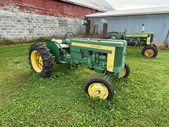 Image of John Deere 420 equipment image 2