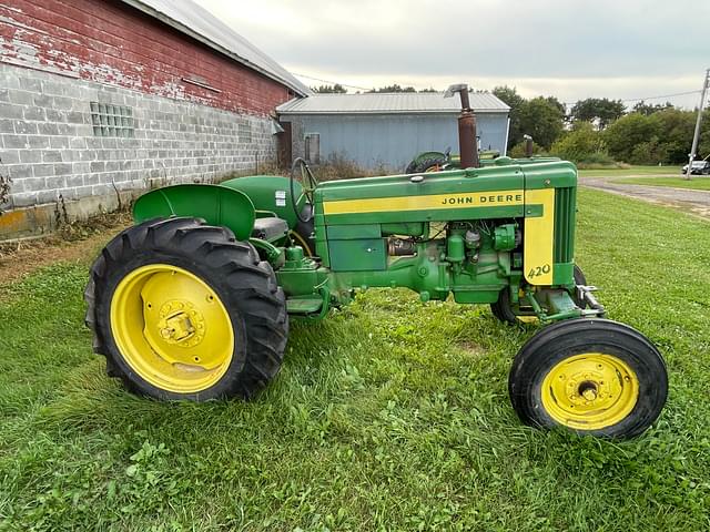 Image of John Deere 420 equipment image 3