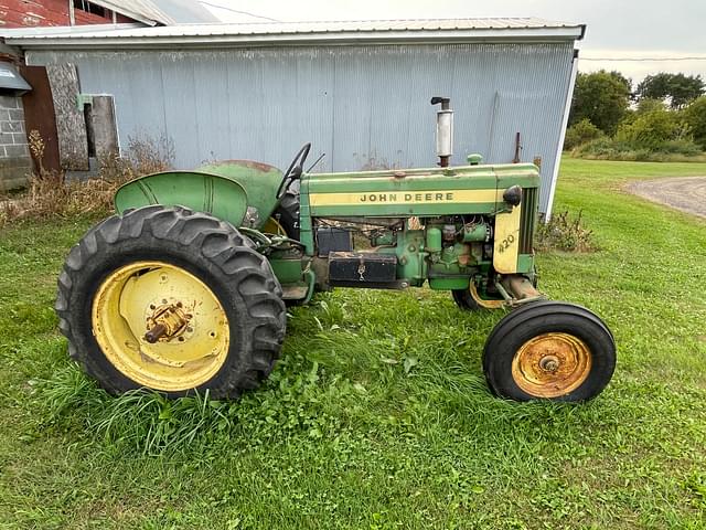 Image of John Deere 420 equipment image 3