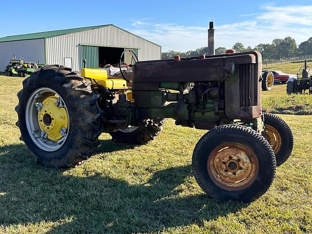 Image of John Deere 420 equipment image 4