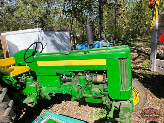 Image of John Deere 420W equipment image 2
