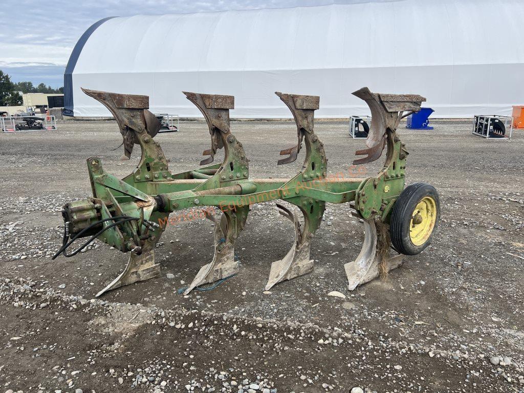 Image of John Deere 4200 Primary image