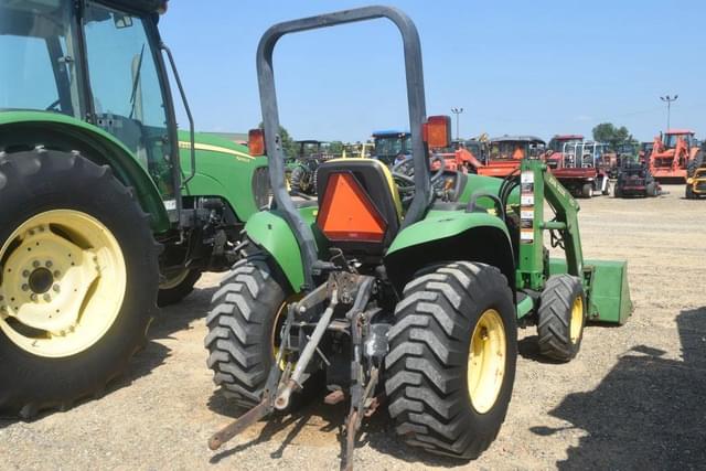 Image of John Deere 4200 equipment image 2