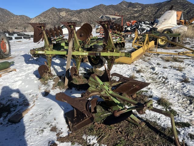 Image of John Deere 4200 equipment image 3