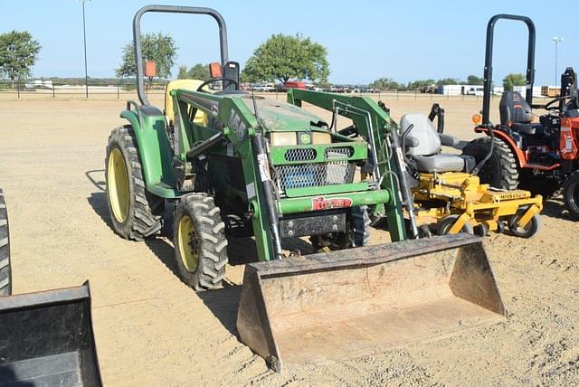 Image of John Deere 4200 equipment image 3