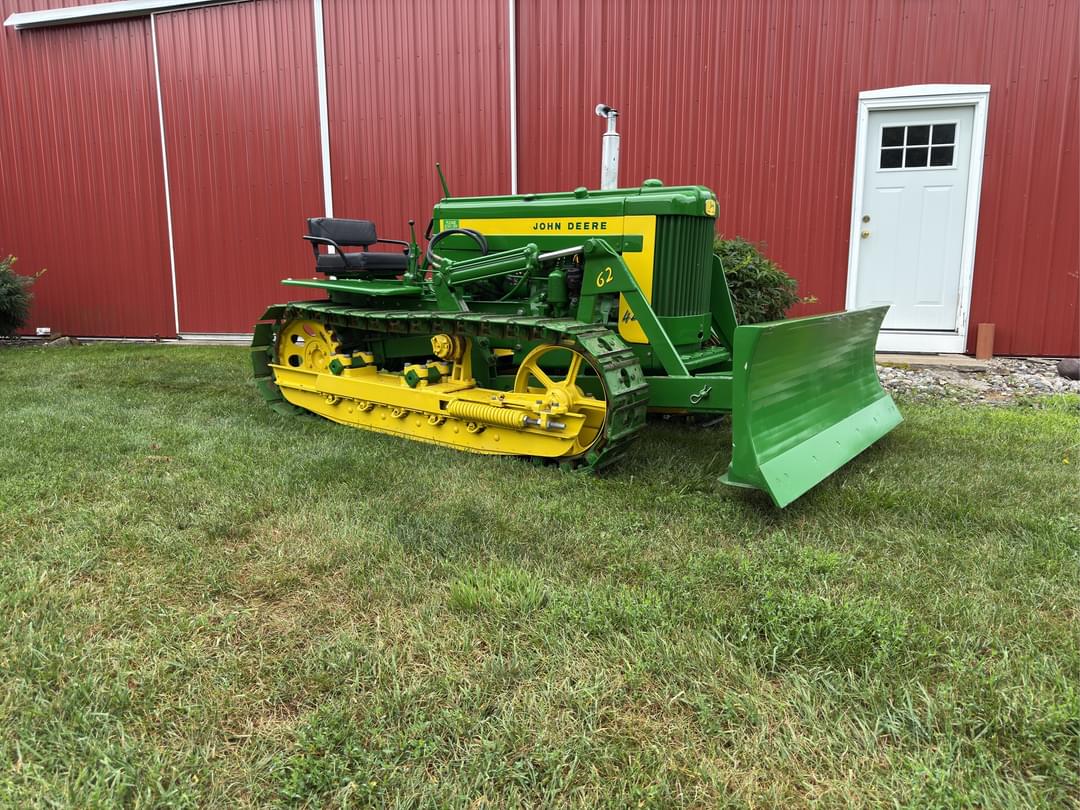 Image of John Deere 420C Primary image