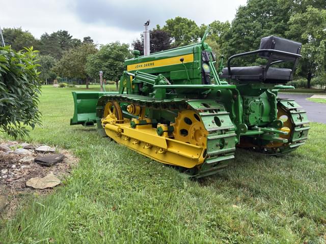 Image of John Deere 420C equipment image 3