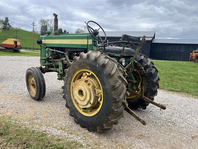 Image of John Deere 420 equipment image 4