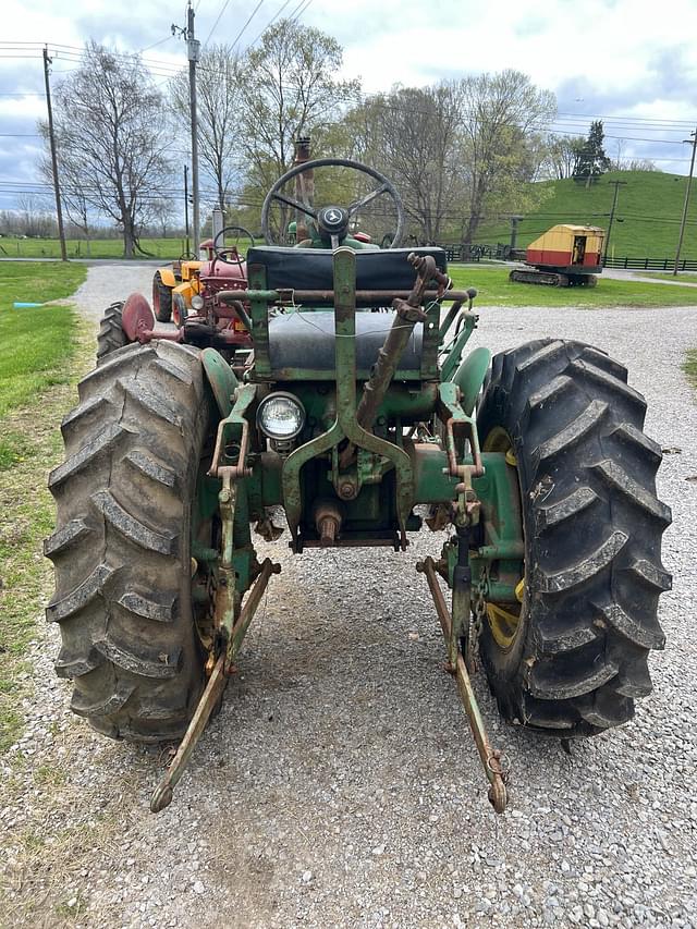 Image of John Deere 420 equipment image 3