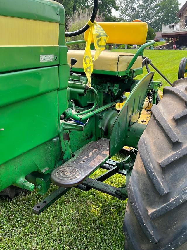 Thumbnail image John Deere 420 4