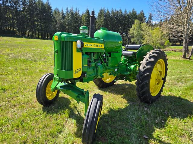 Image of John Deere 420 equipment image 4