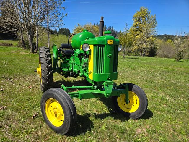 Image of John Deere 420 equipment image 1