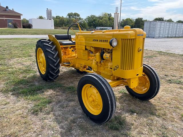 Image of John Deere 420 equipment image 2