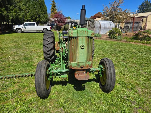 Image of John Deere 420U equipment image 4