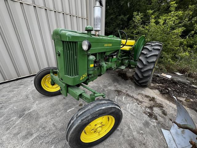 Image of John Deere 420W equipment image 4