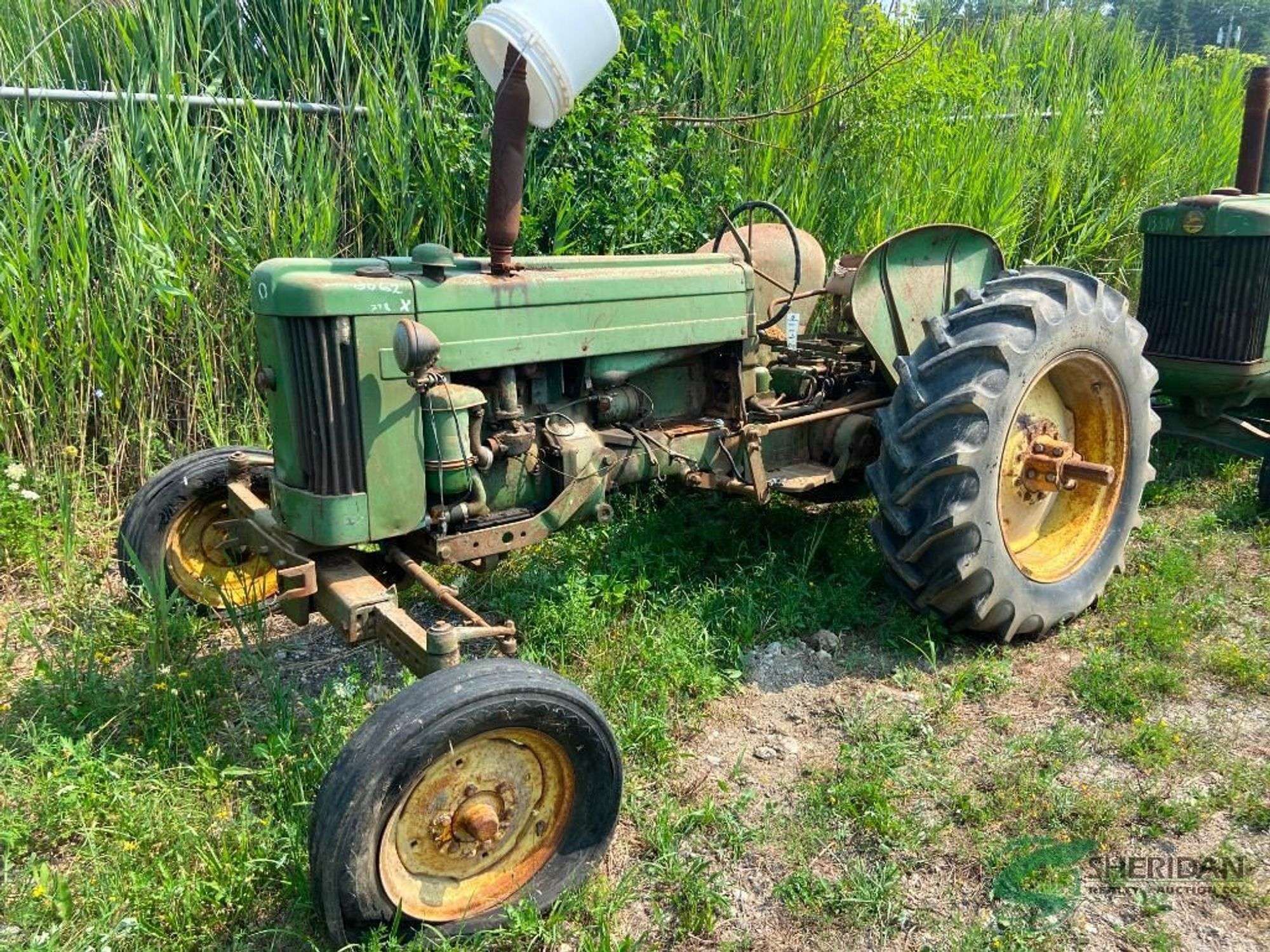 John Deere 420W Equipment Image0