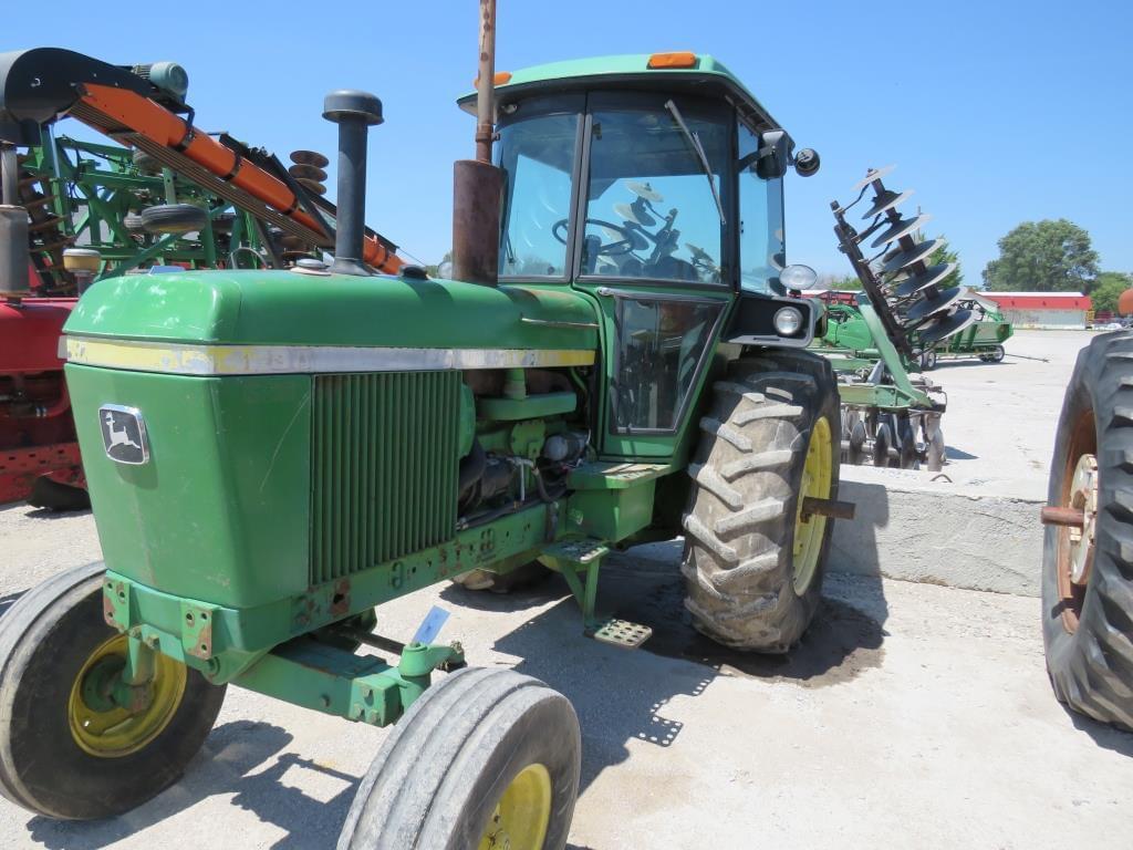 Image of John Deere 4230 Primary image