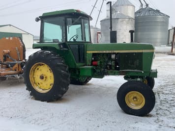 Main image John Deere 4230