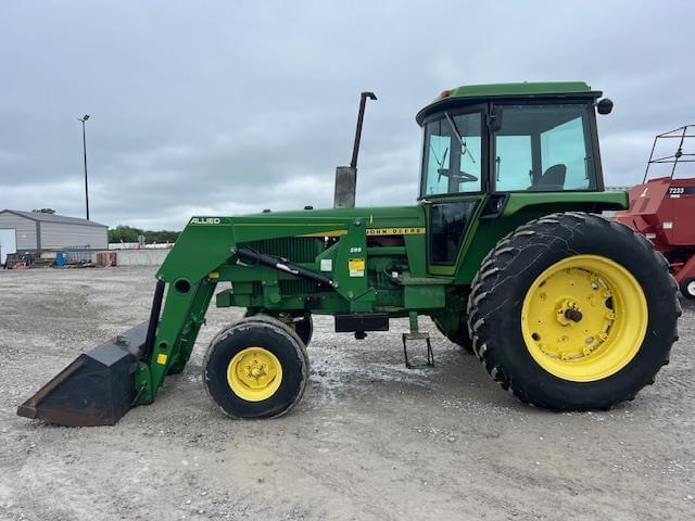 Image of John Deere 4230 equipment image 1