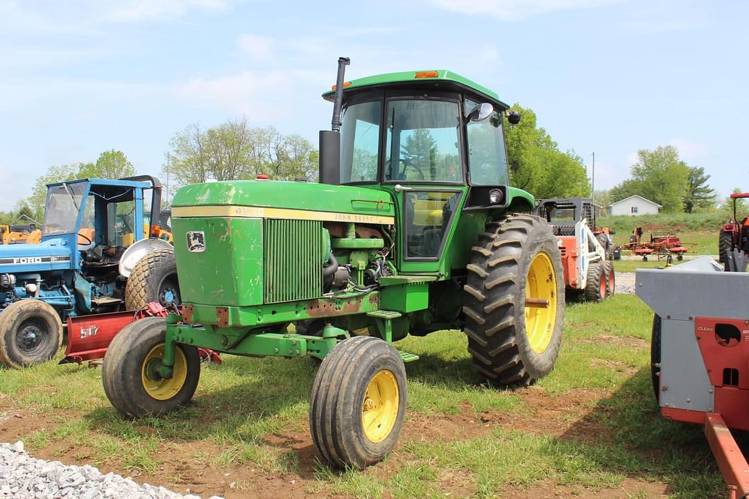 Image of John Deere 4230 Primary image