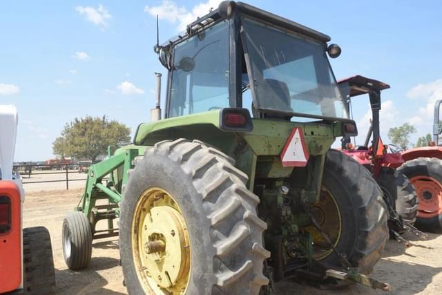 Image of John Deere 4230 equipment image 1