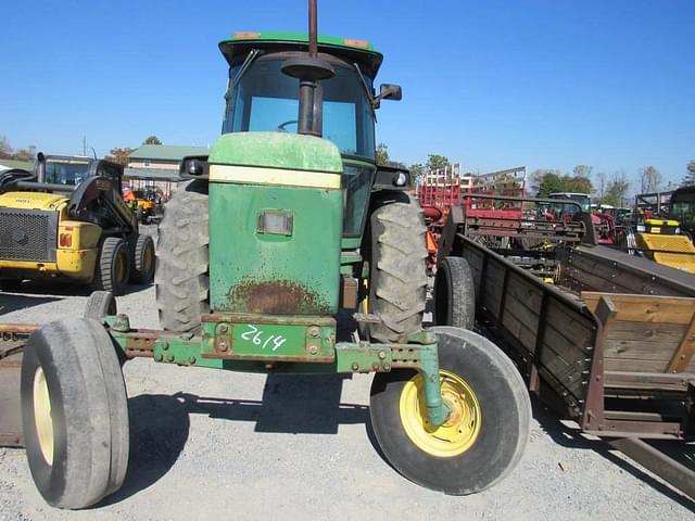 Image of John Deere 4230 equipment image 2