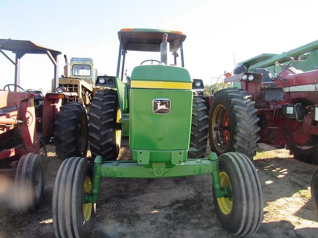 Image of John Deere 4230 equipment image 2