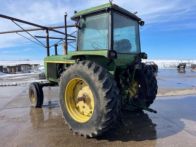 Image of John Deere 4230 equipment image 3