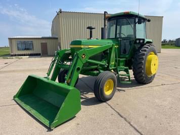 Main image John Deere 4230
