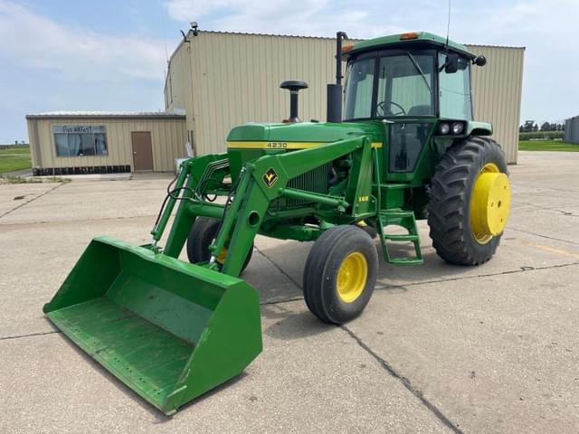 Image of John Deere 4230 equipment image 1