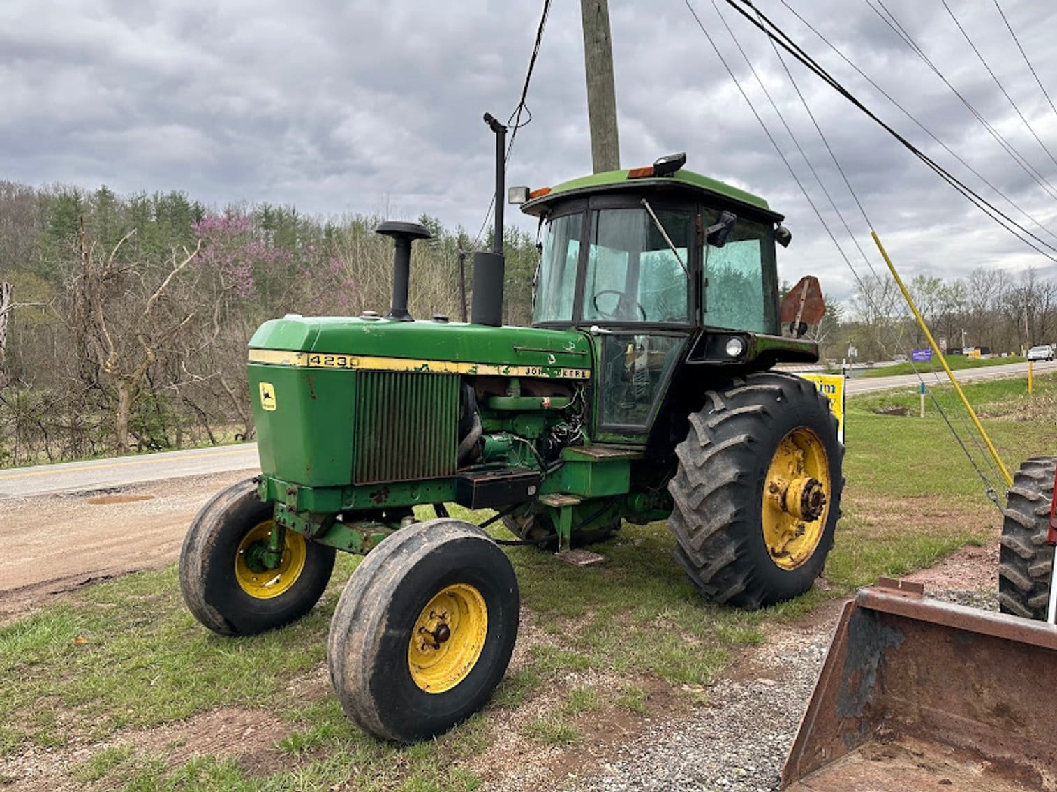 Main image John Deere 4230