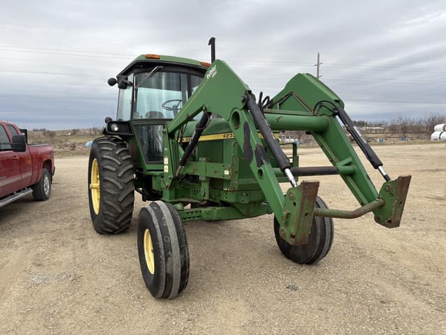 Image of John Deere 4230 equipment image 1