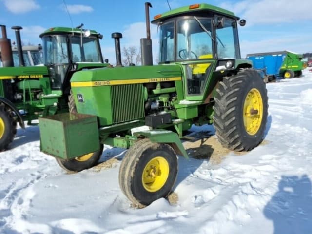 Image of John Deere 4230 equipment image 3