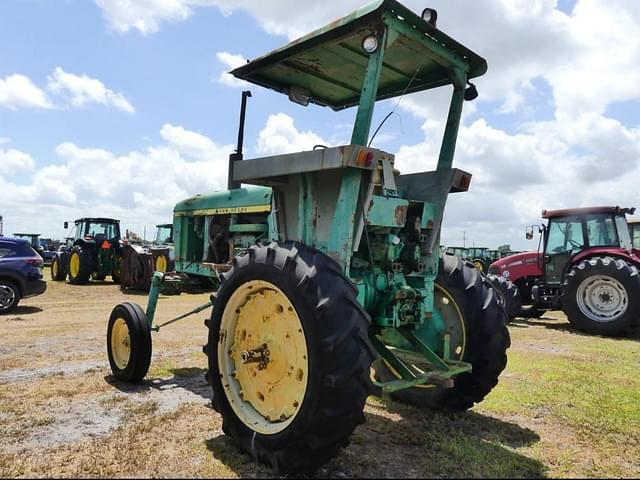 Image of John Deere 4230 equipment image 3