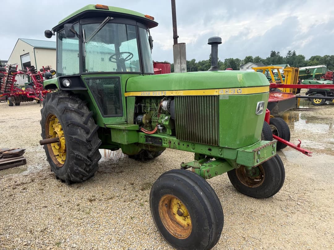 Image of John Deere 4230 Primary image