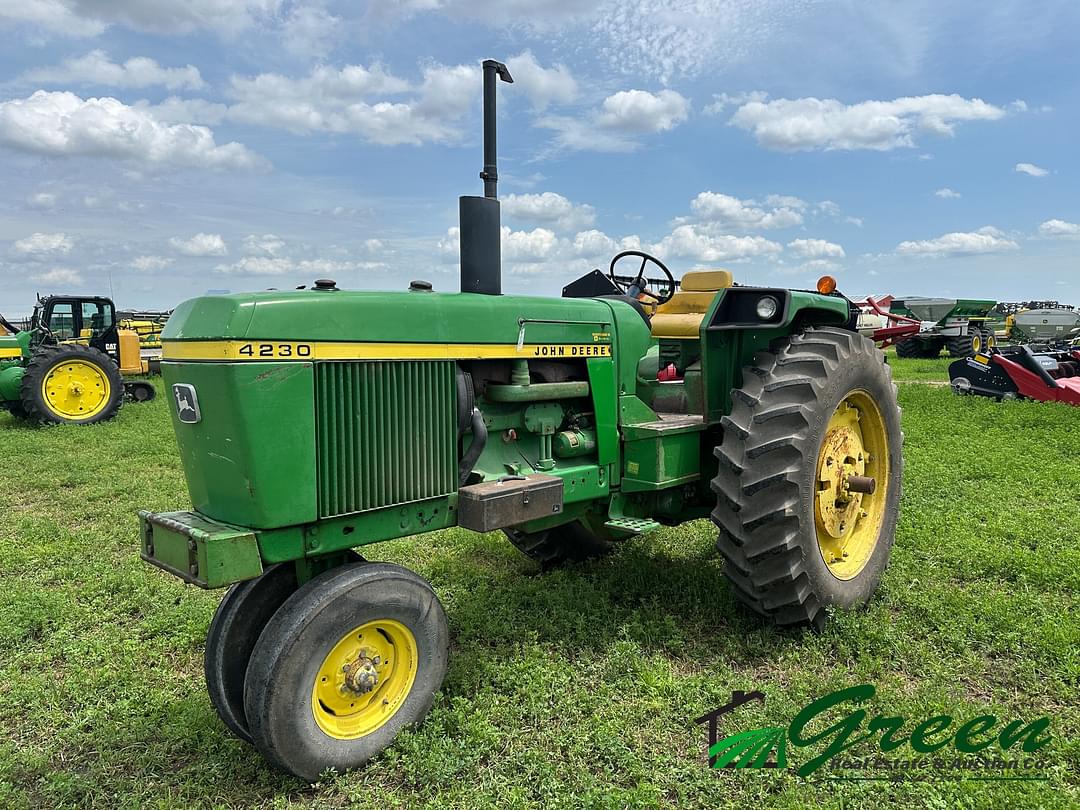 Image of John Deere 4230 Primary image