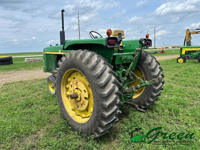 Image of John Deere 4230 equipment image 2