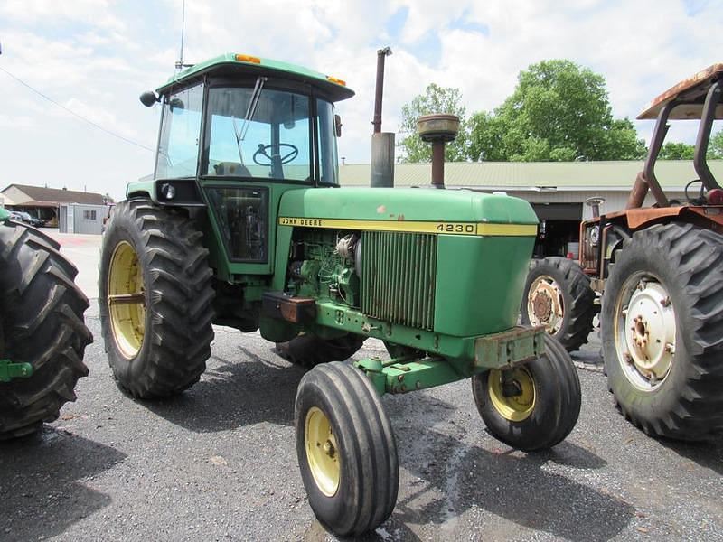 Image of John Deere 4230 Primary image