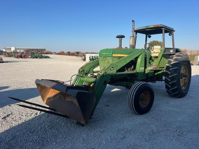 Image of John Deere 4230 equipment image 1